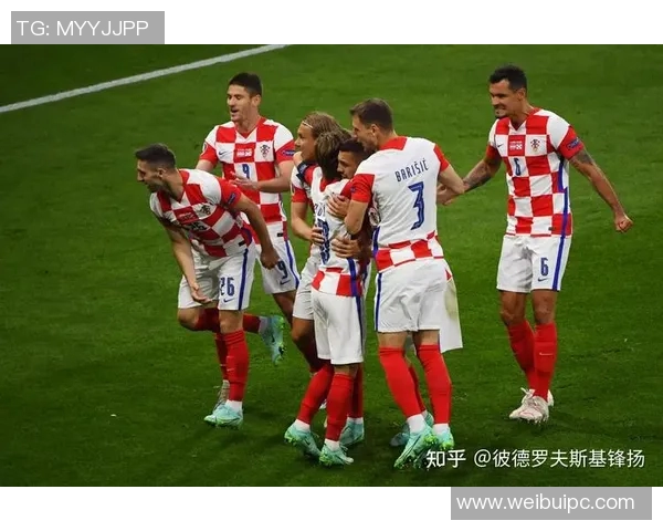 广州与杭州足球队对决赛后分析比赛节奏与战术变化的深度解读